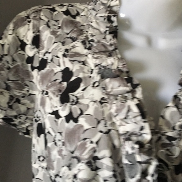 LOFT - Picture 3 of 5